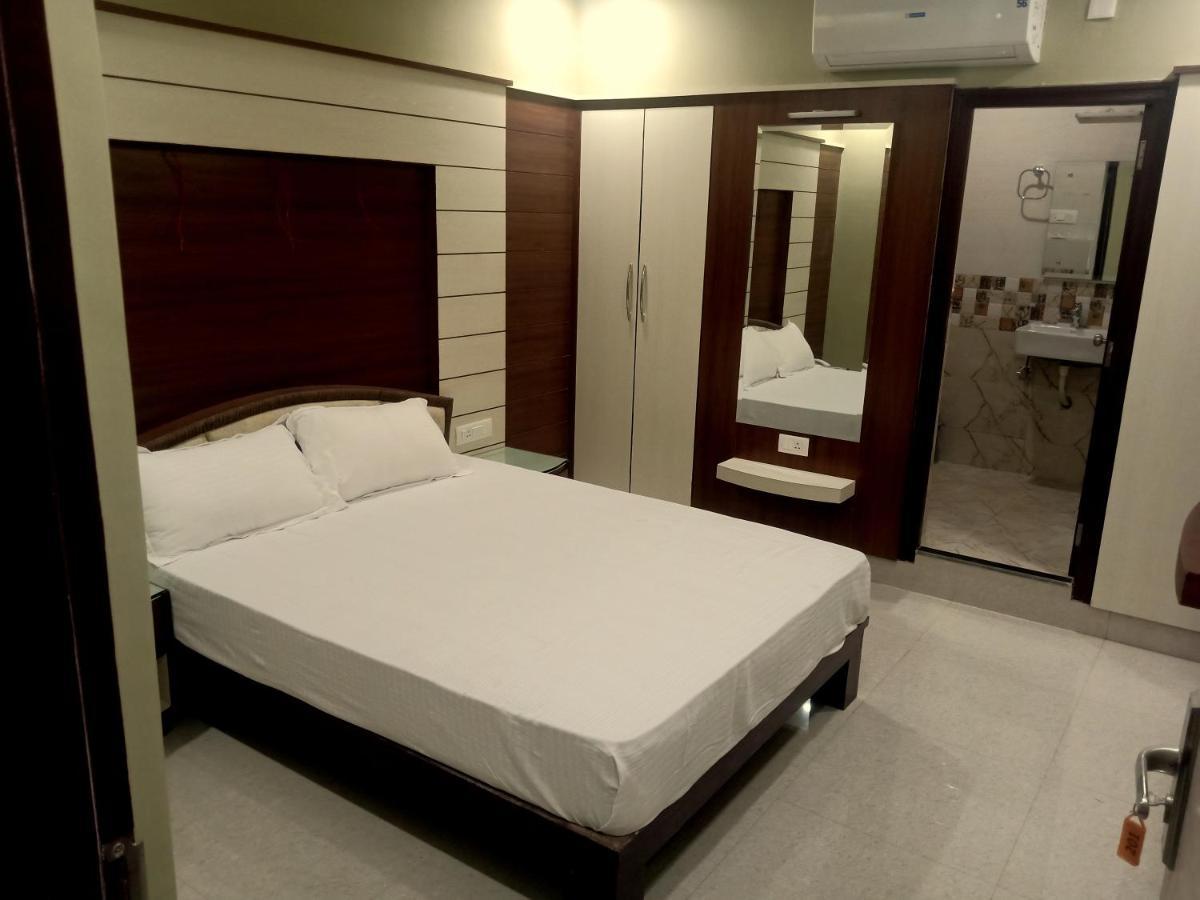 Hotel Shri Gourav Bikaner Bagian luar foto