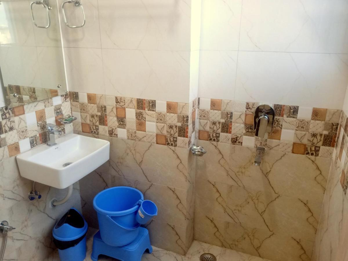 Hotel Shri Gourav Bikaner Bagian luar foto
