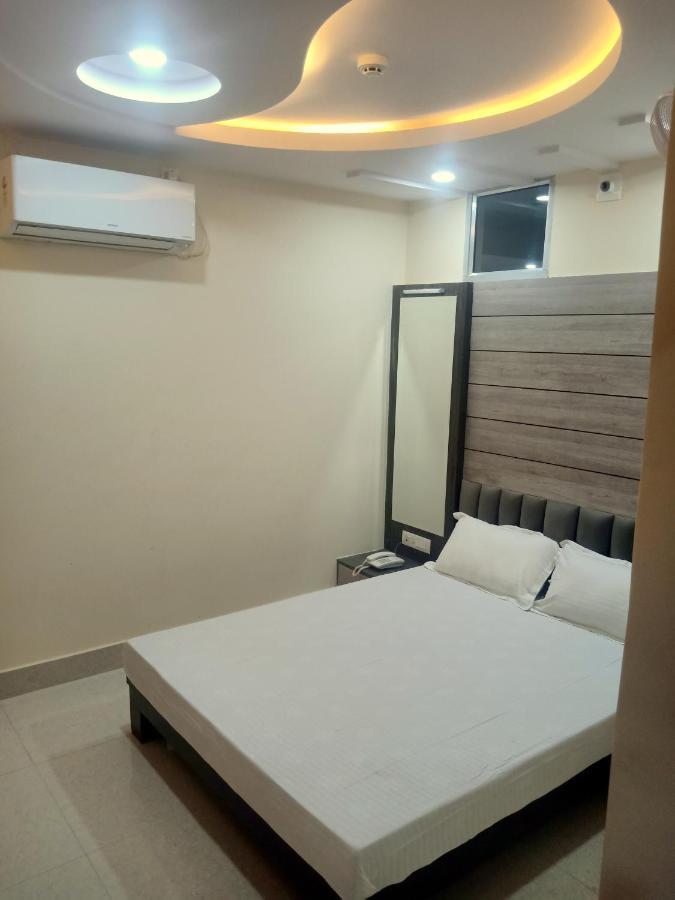 Hotel Shri Gourav Bikaner Bagian luar foto