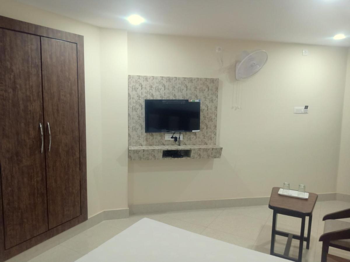 Hotel Shri Gourav Bikaner Bagian luar foto